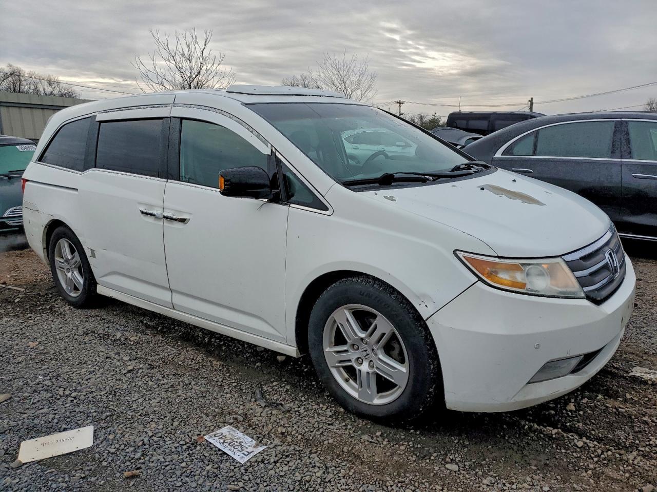 2011 Honda Odyssey Touring - Фото 4