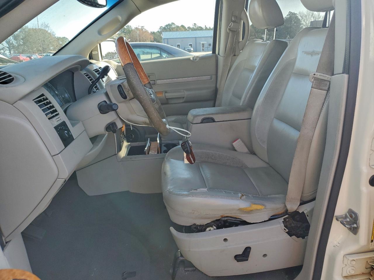 2007 Chrysler Aspen Limited - Фото 7