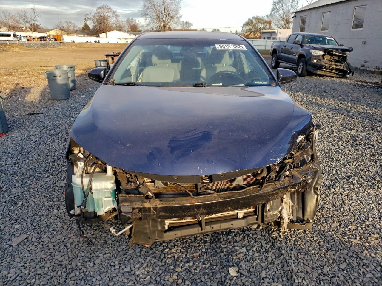 2015 Toyota Camry Le - Фото 5