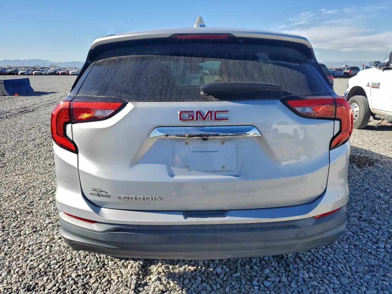 2018 GMC Terrain Sle - Image 6