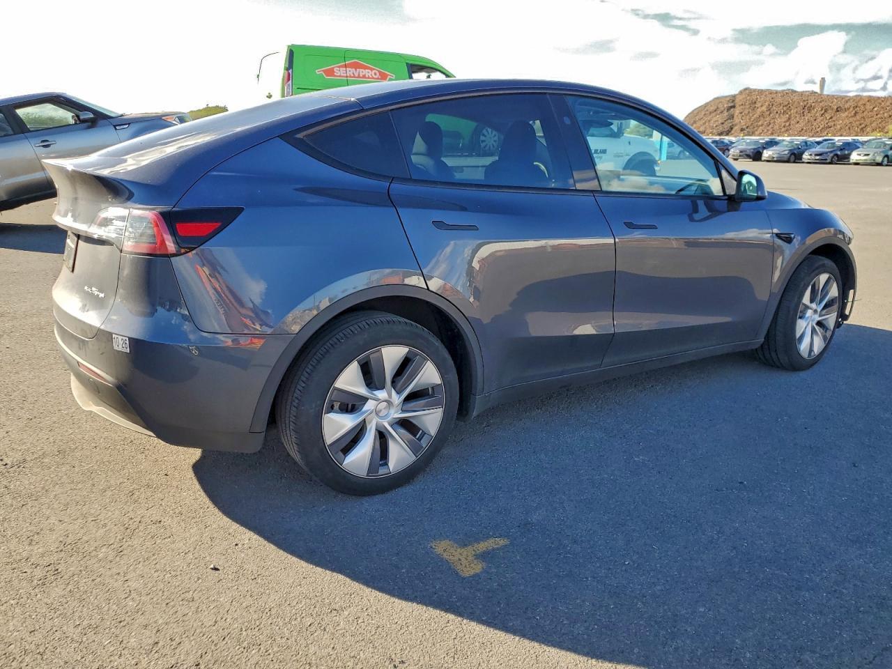 2023 Tesla Model Y - Фото 3