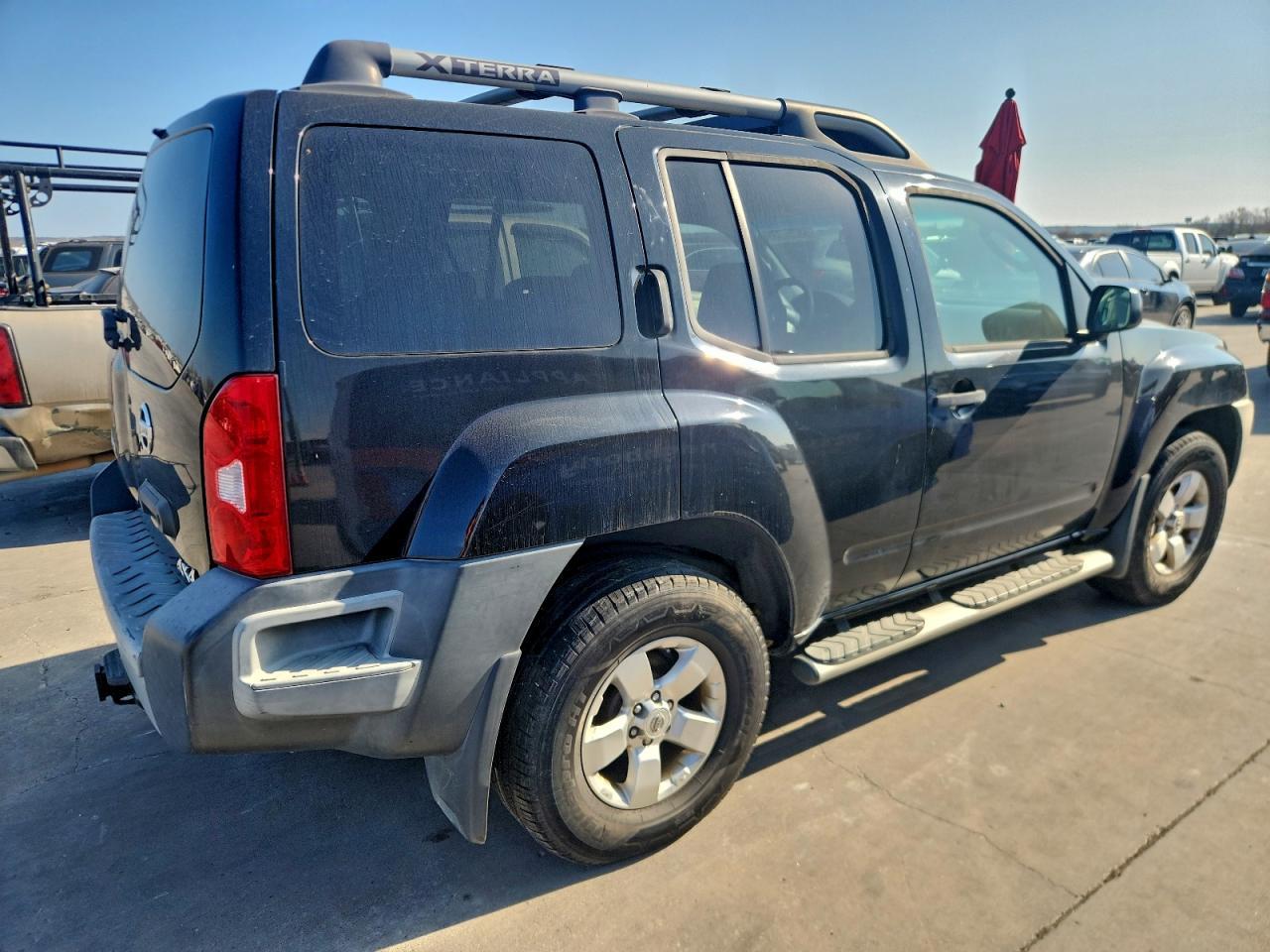 2010 Nissan Xterra Off Road - Фото 3