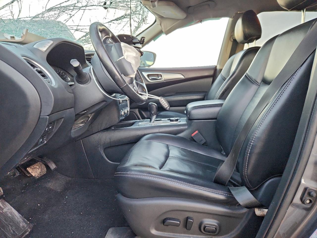 2019 Nissan Pathfinder S - Image 7