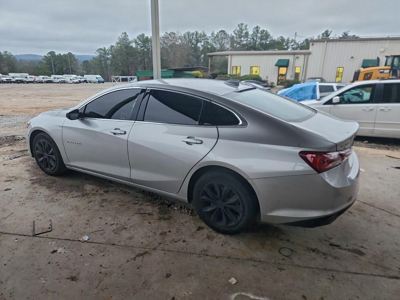 2022 Chevrolet Malibu Lt - Фото 2