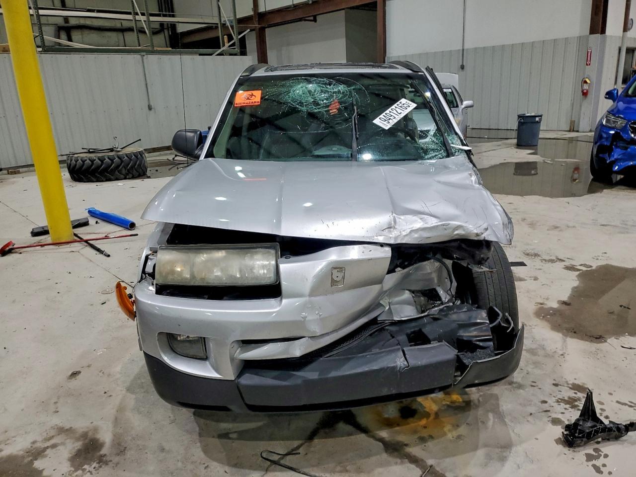 2004 Saturn Vue - Image 5