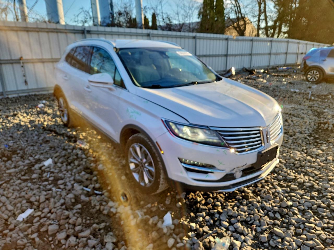 2017 Lincoln Mkc Select - Image 4