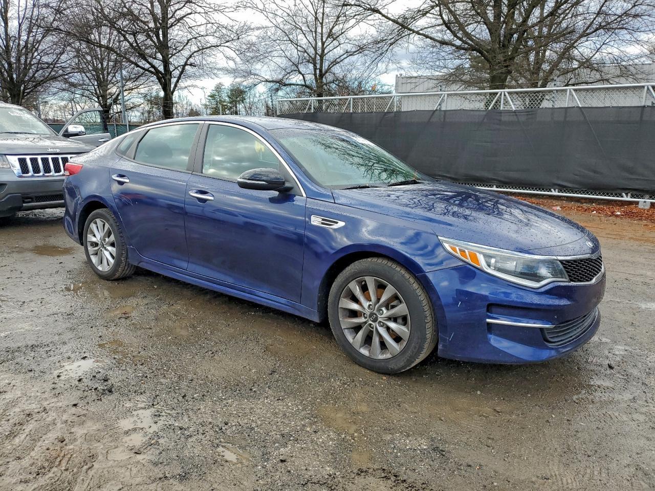 2017 Kia Optima Lx - Image 4