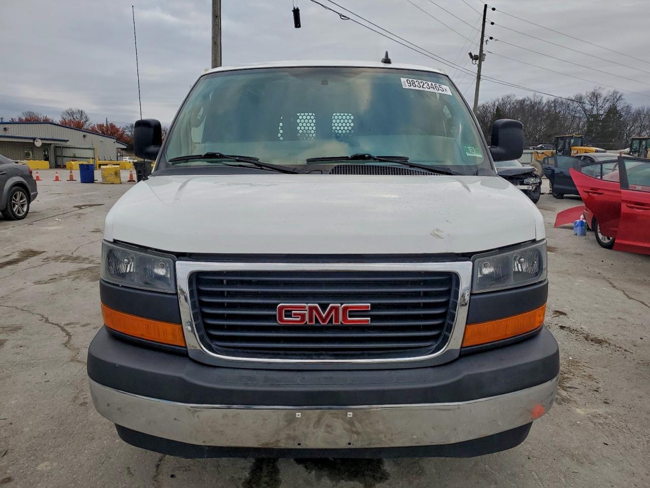 2021 GMC Savana G2500 - Фото 5