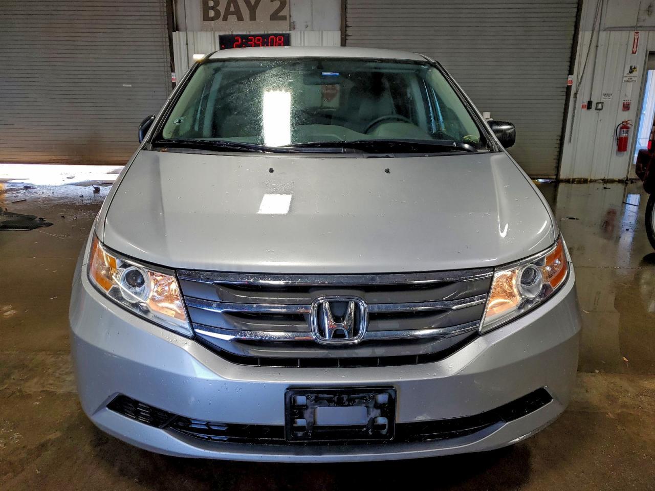 2011 Honda Odyssey Lx - Image 5