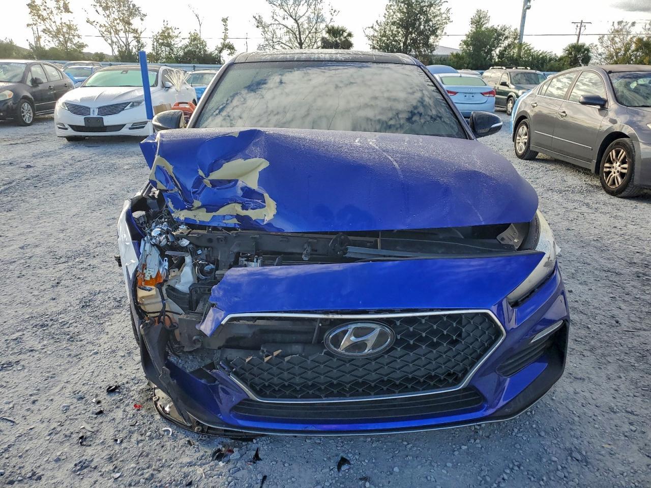 2020 Hyundai Elantra Gt N Line - Image 5