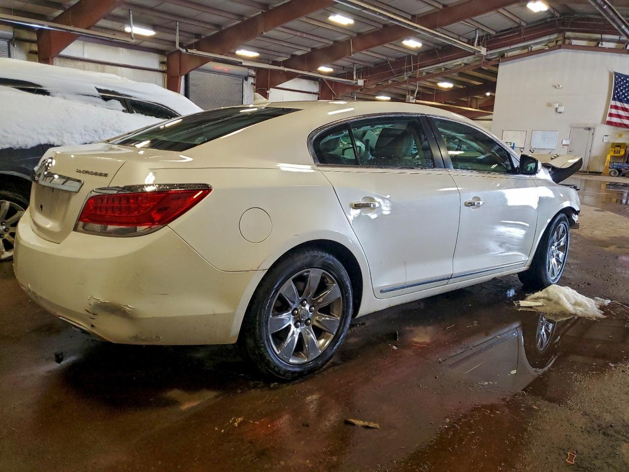 2012 Buick Lacrosse - Фото 3