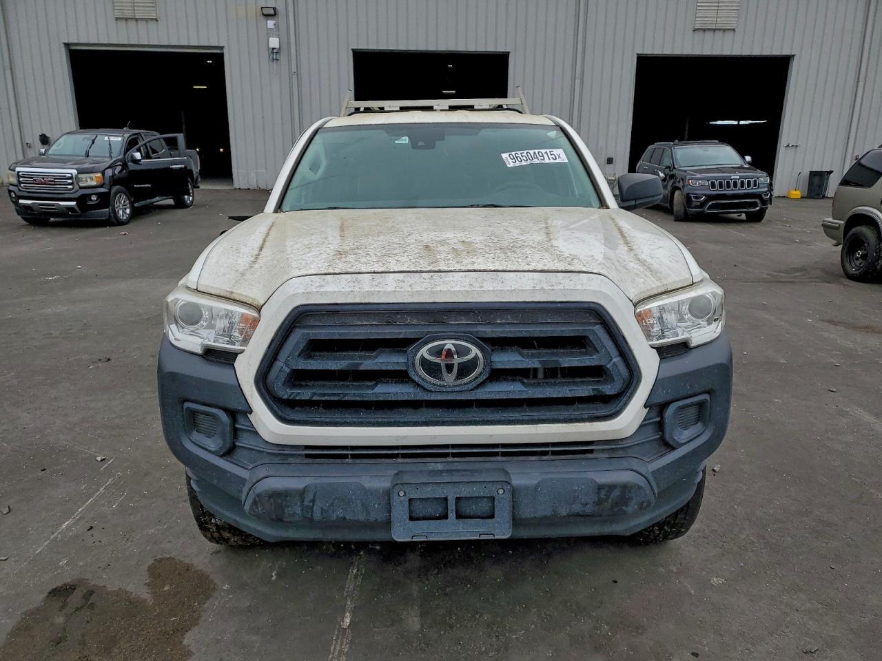 2022 Toyota Tacoma Access Cab - Image 5