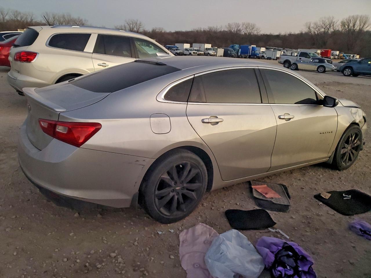 2017 Chevrolet Malibu Lt - Фото 3