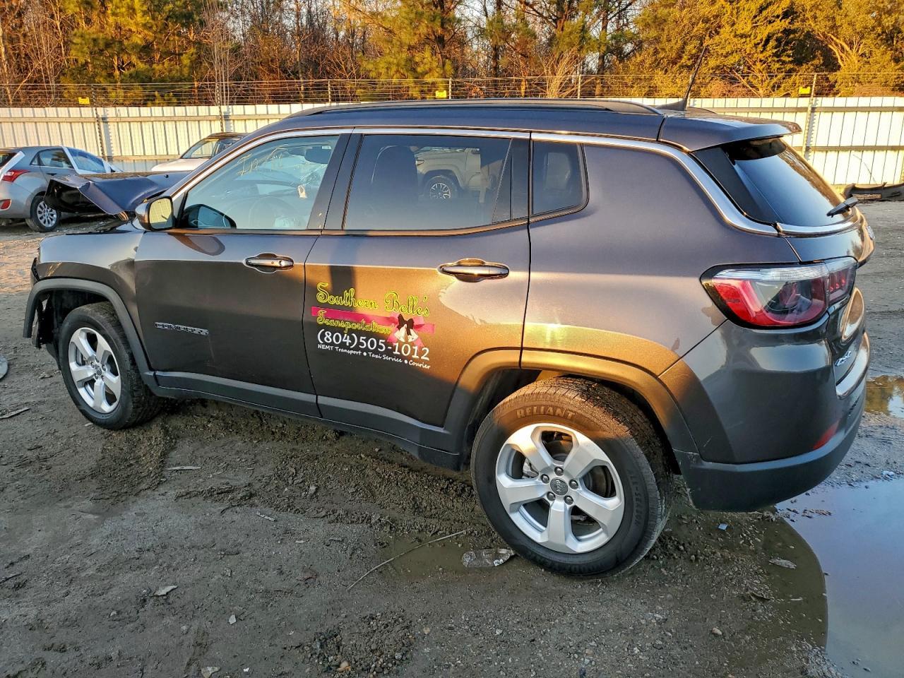 2021 Jeep Compass Latitude - Фото 2
