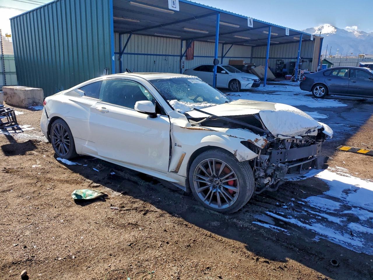 2017 Infiniti Q60 Red Sport 400 - Фото 4