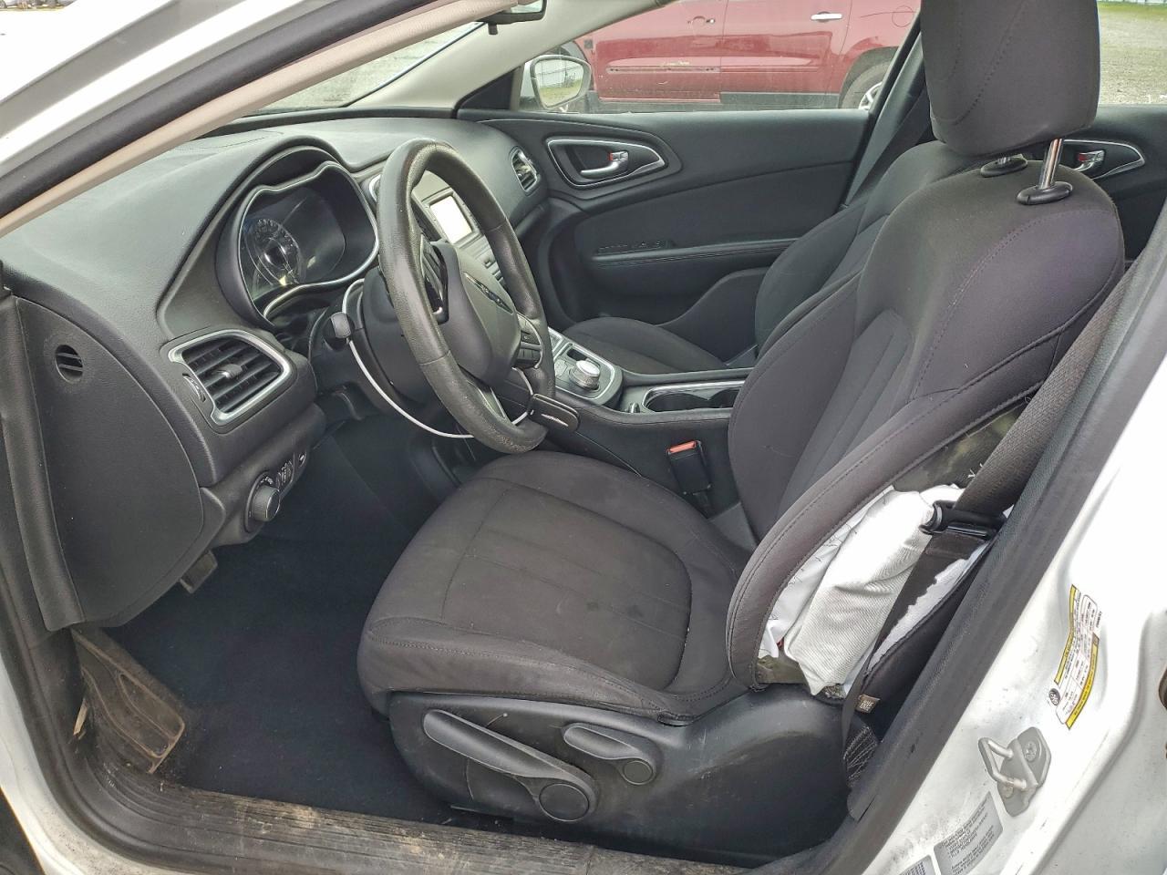 2015 Chrysler 200 Limited - Фото 7