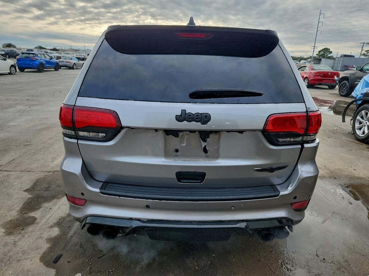 2018 Jeep Grand Cherokee Trackhawk - Image 6