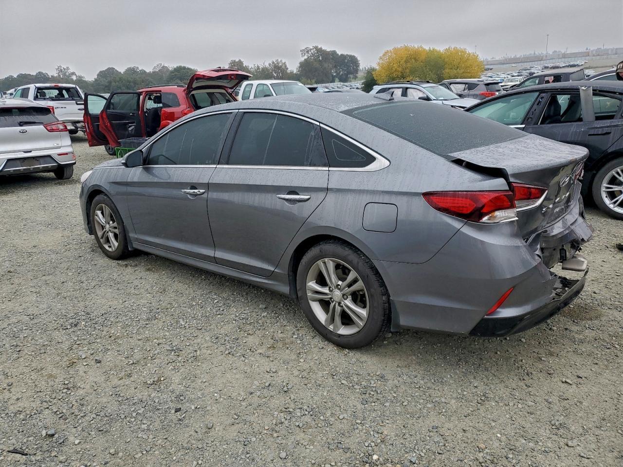 2018 Hyundai Sonata - Фото 2