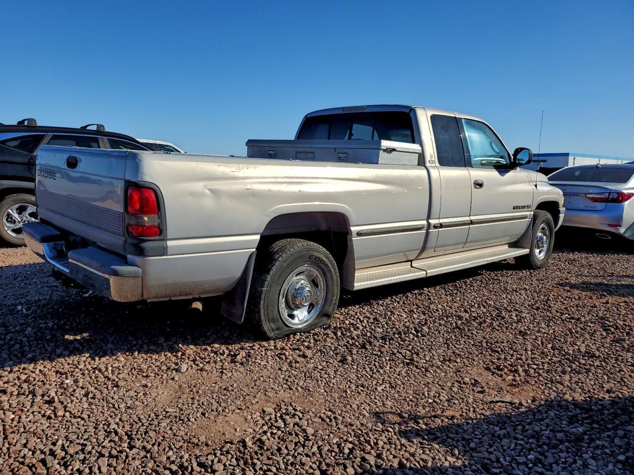 1999 Dodge Ram 2500 - Image 3