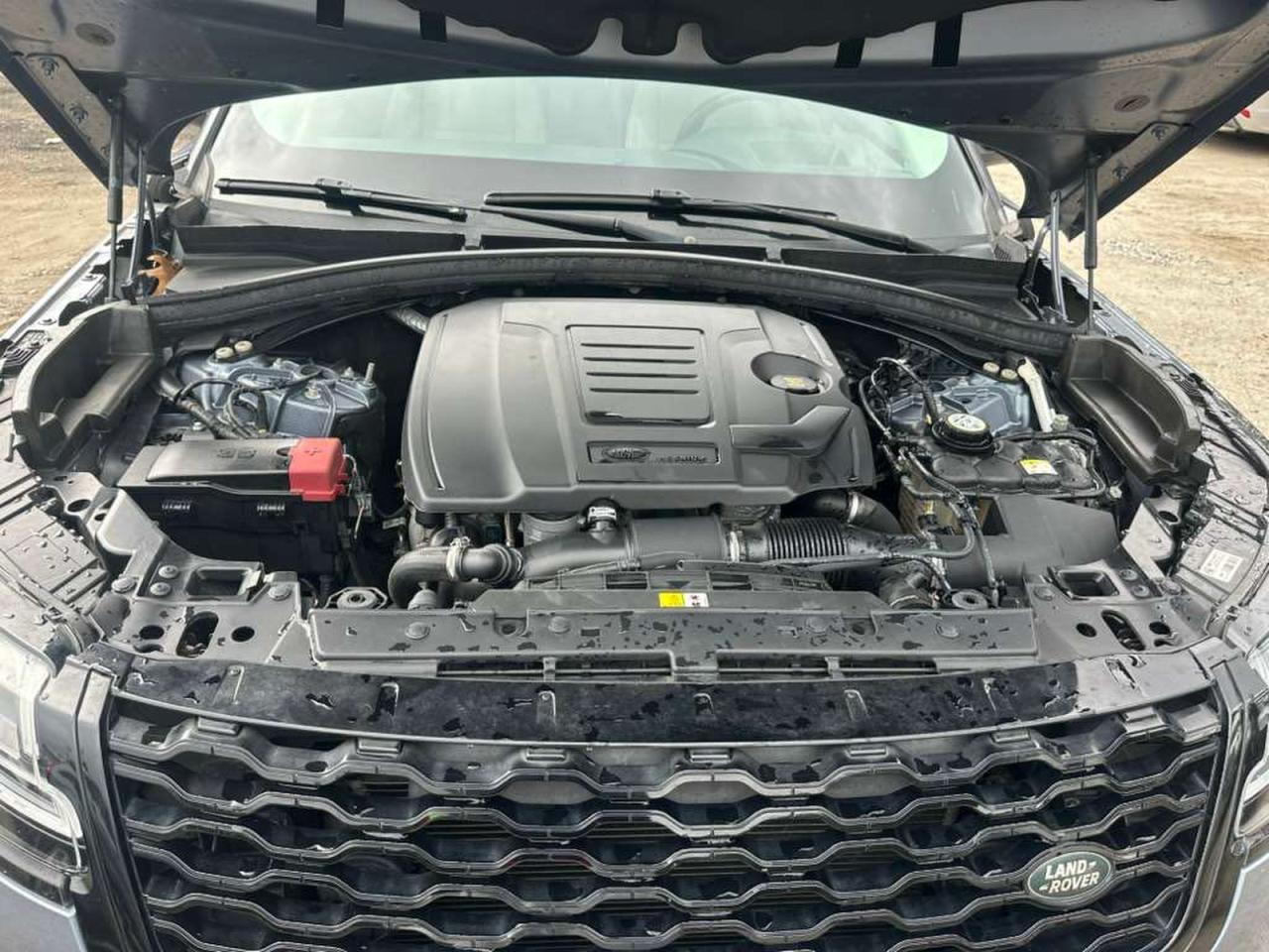 2020 Land Rover Range Rover Velar R-Dynamic S - Image 7