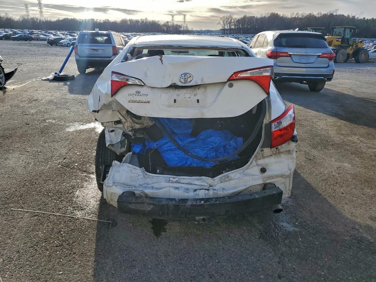 2016 Toyota Corolla L - Фото 6