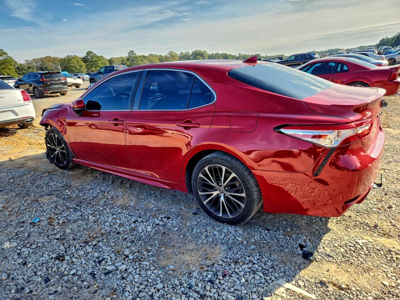 2020 Toyota Camry Se - Image 2