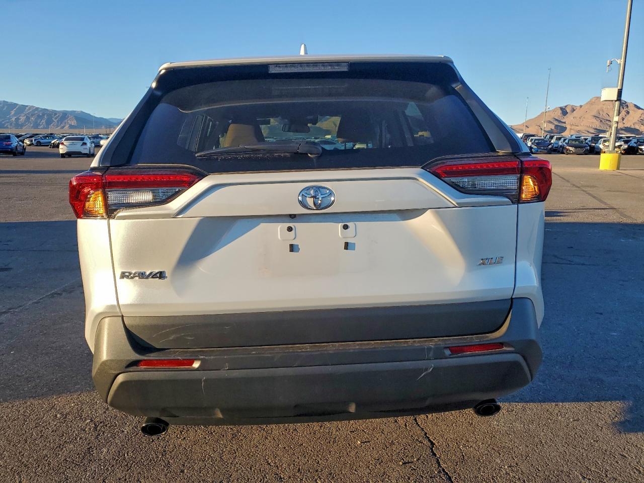2025 Toyota Rav4 Xle - Фото 6