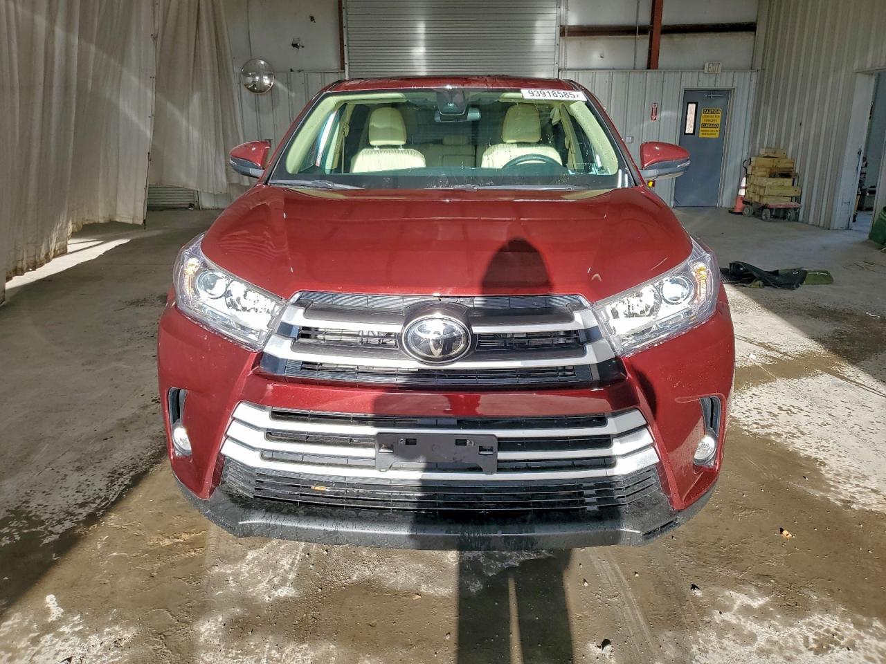 2018 Toyota Highlander Le - Фото 5