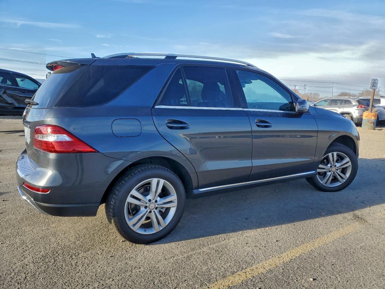2015 Mercedes-Benz Ml 350 4Matic - Image 3