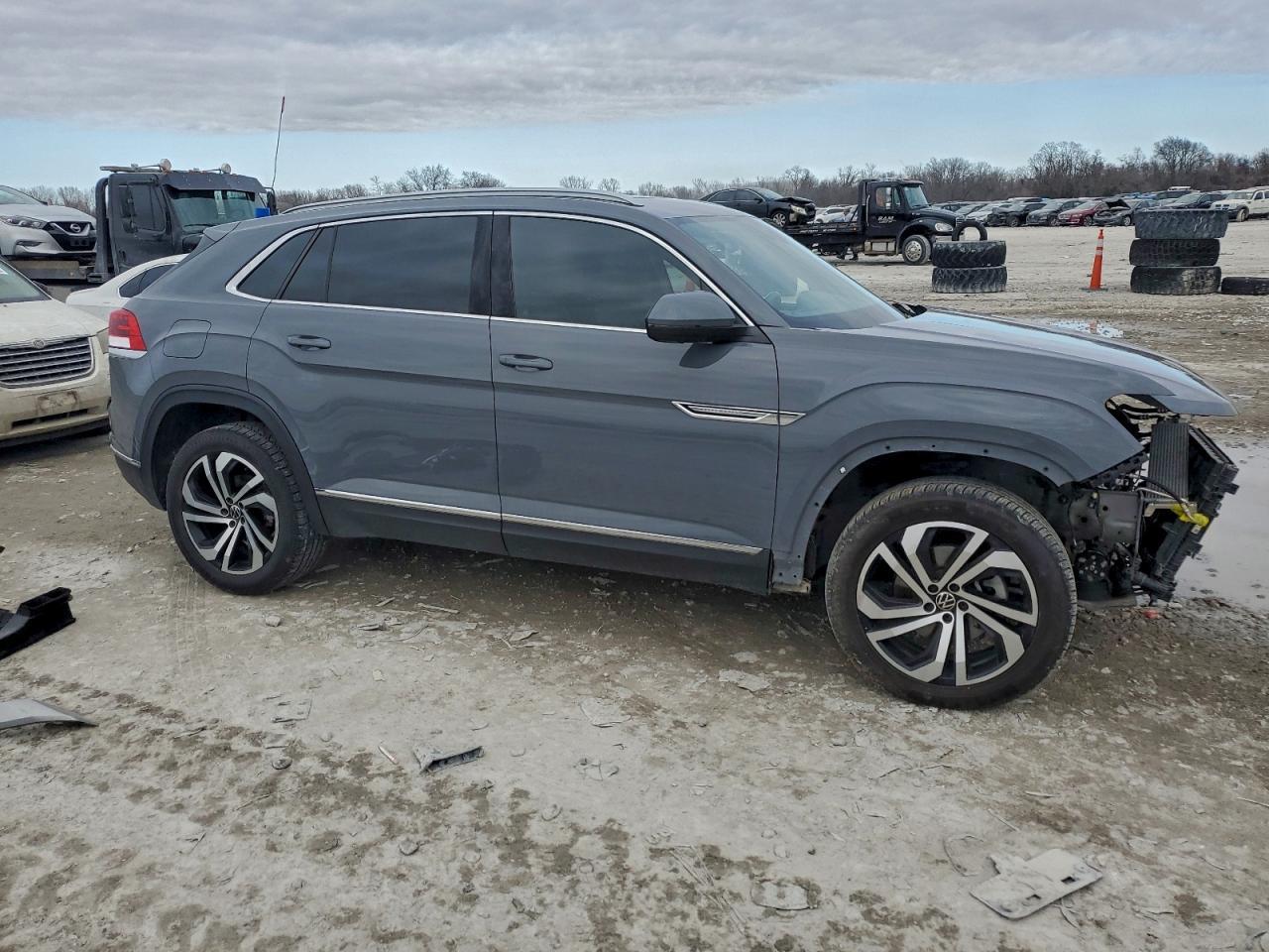 2021 Volkswagen Atlas Cross Sport - Фото 4