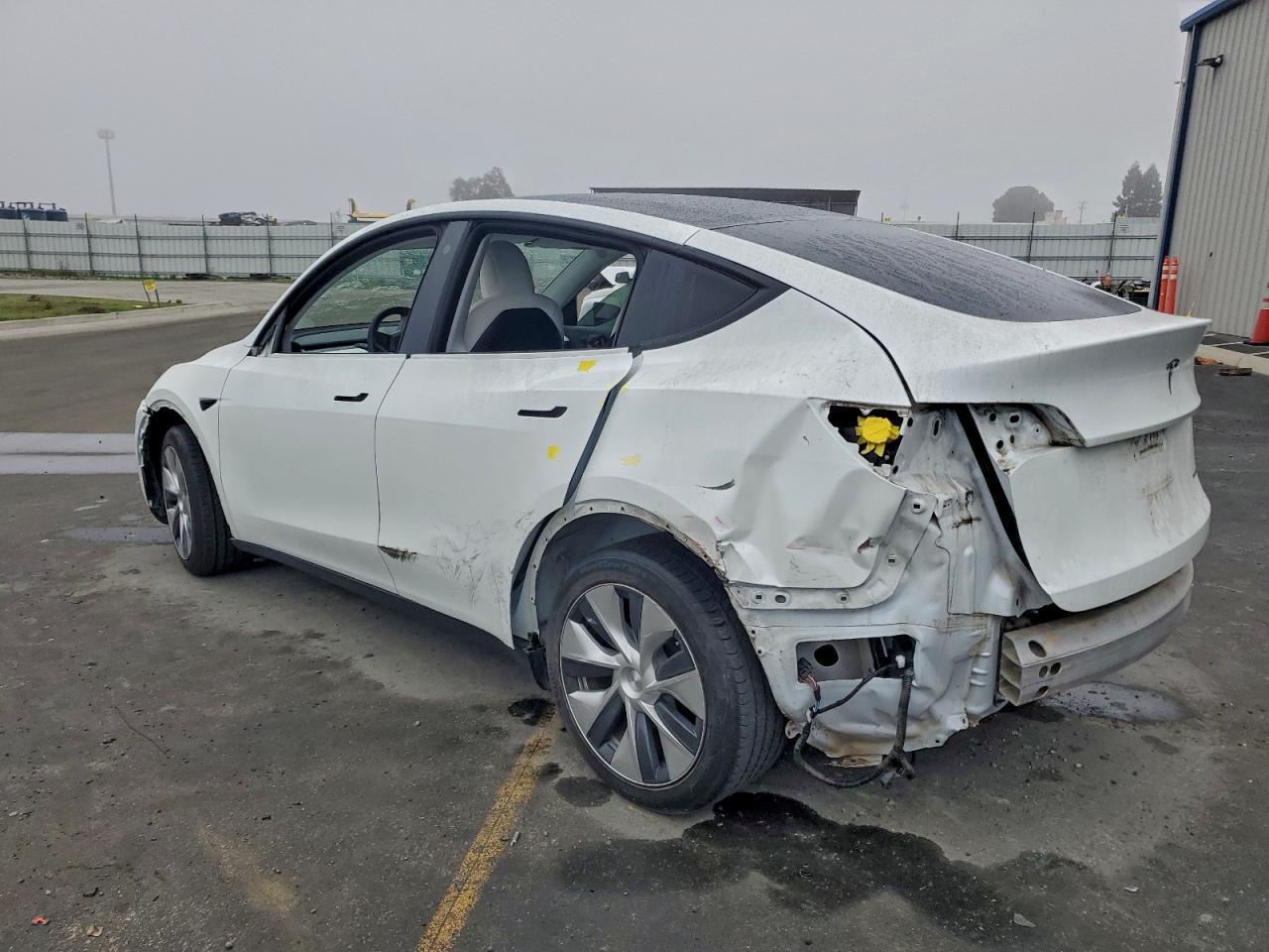 2022 Tesla Model Y - Фото 2
