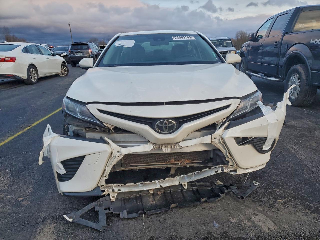 2018 Toyota Camry Se - Image 5