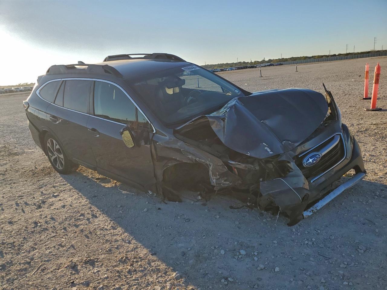2020 Subaru Outback Limited - Фото 4