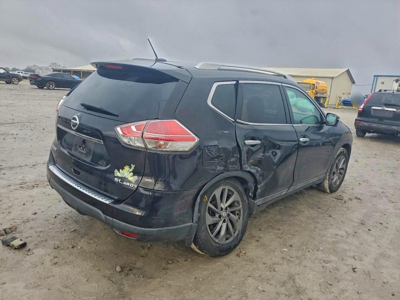 2016 Nissan Rogue S - Фото 3