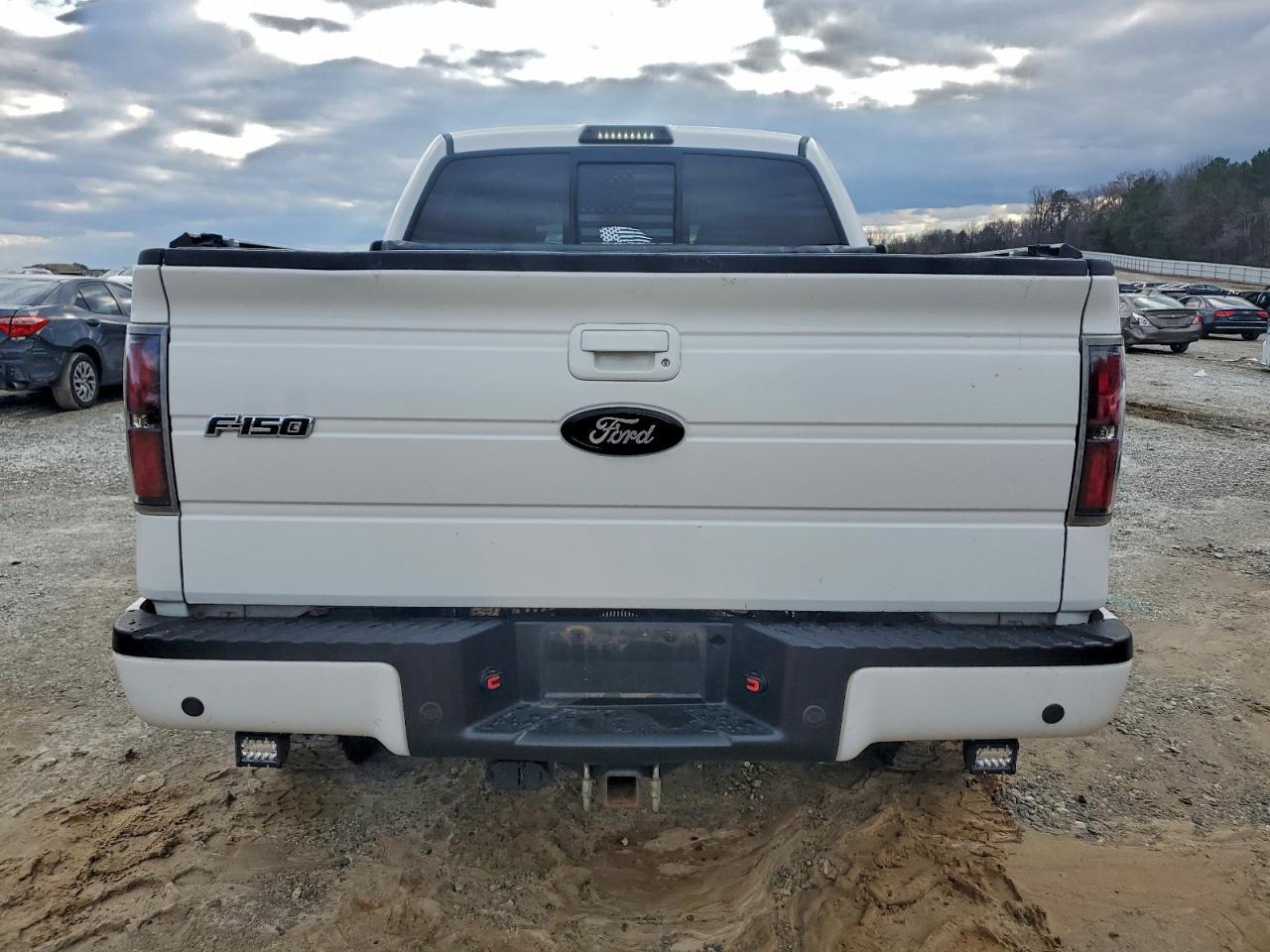 2011 Ford F150 Supercrew - Image 6