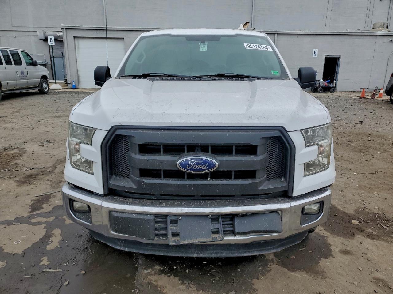 2016 Ford F150 - Фото 5