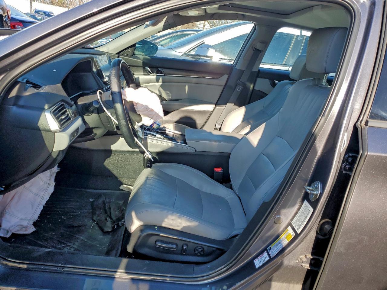 2018 Honda Accord Touring - Фото 7