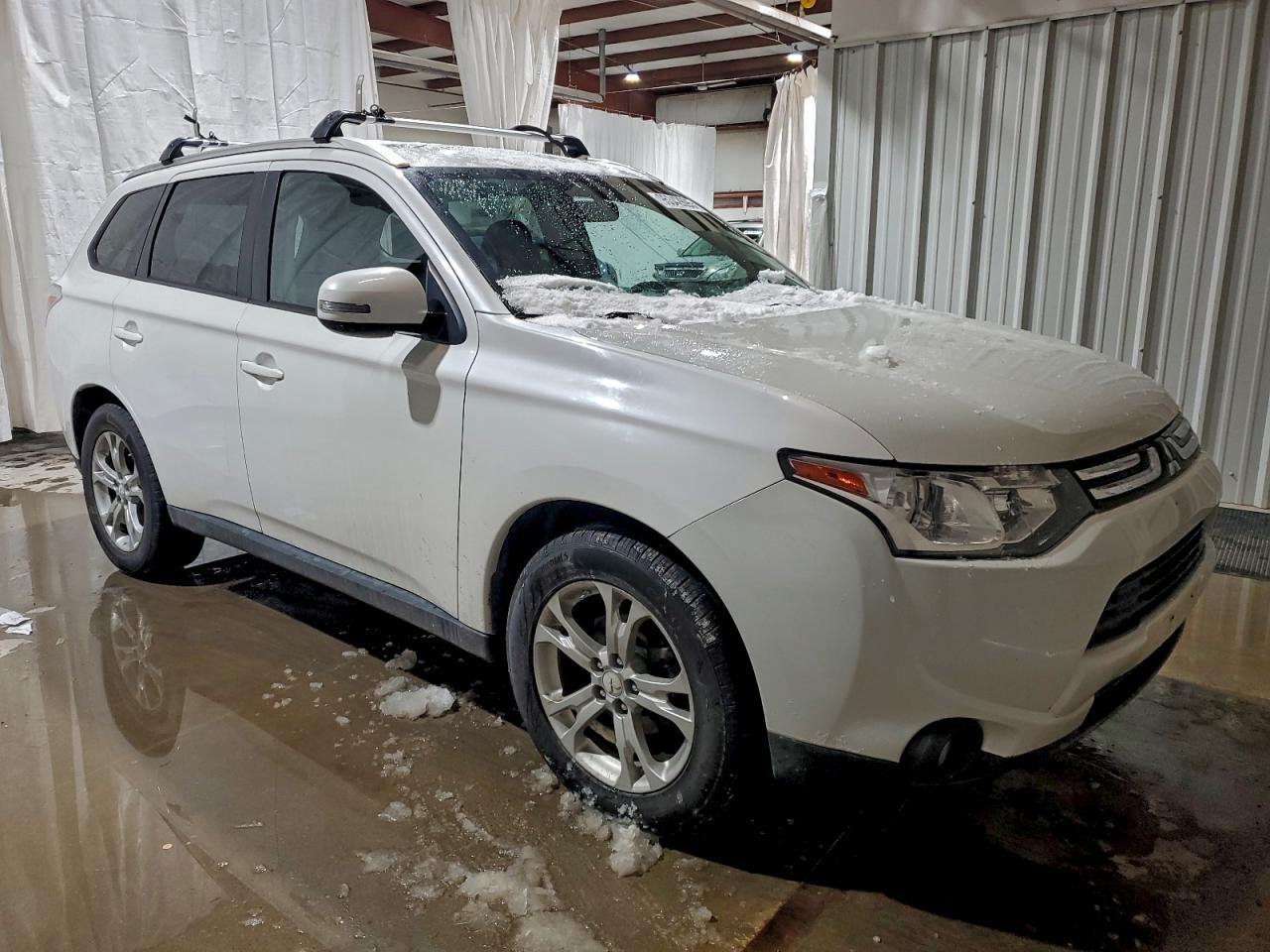 2014 Mitsubishi Outlander Se - Фото 4