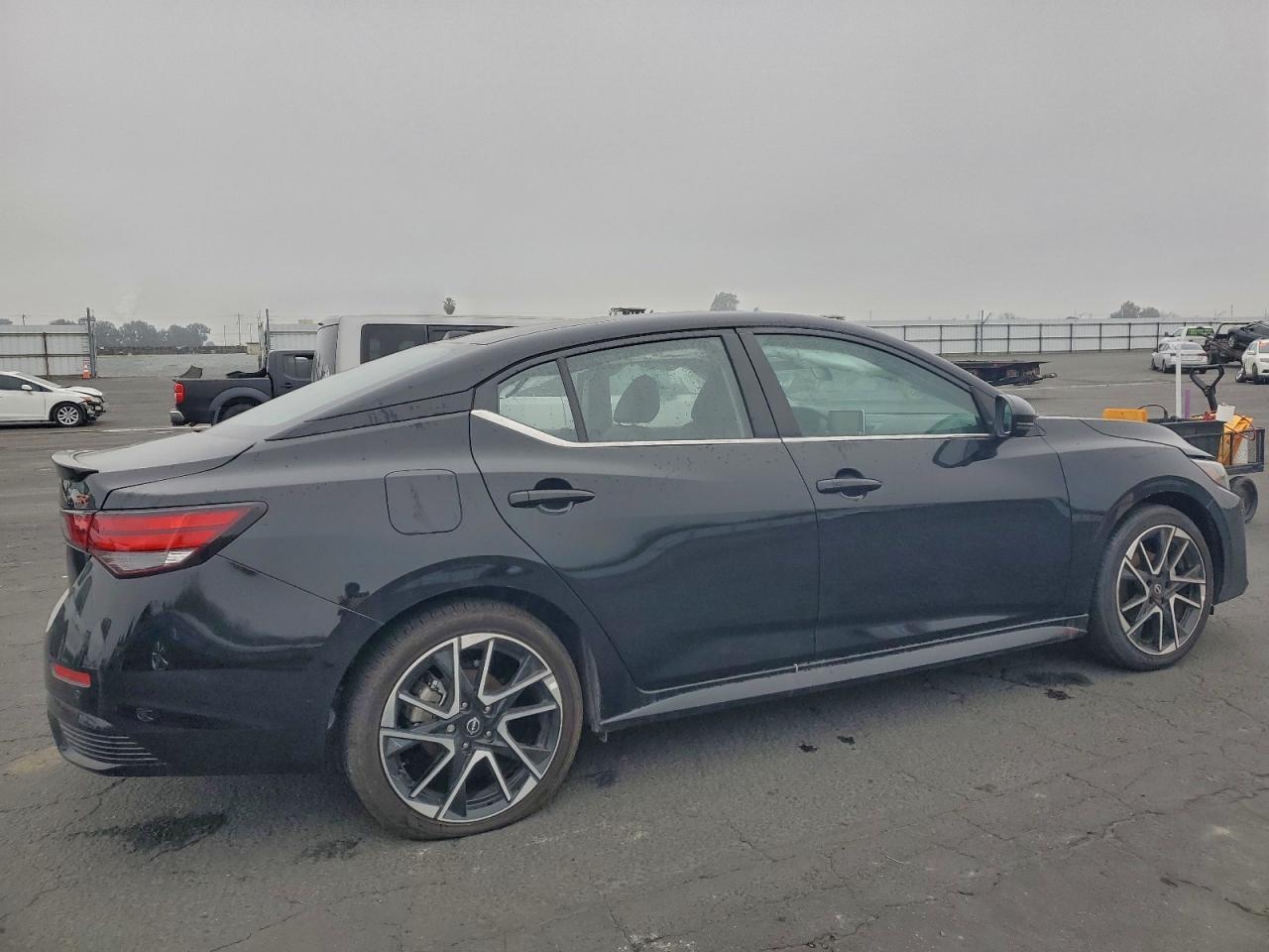 2025 Nissan Sentra Sr - Фото 3