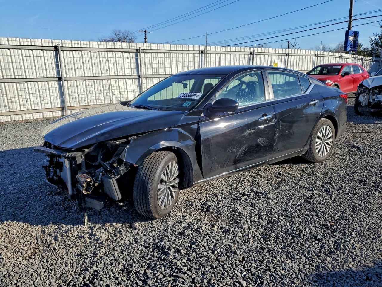 2024 Nissan Altima Sv
