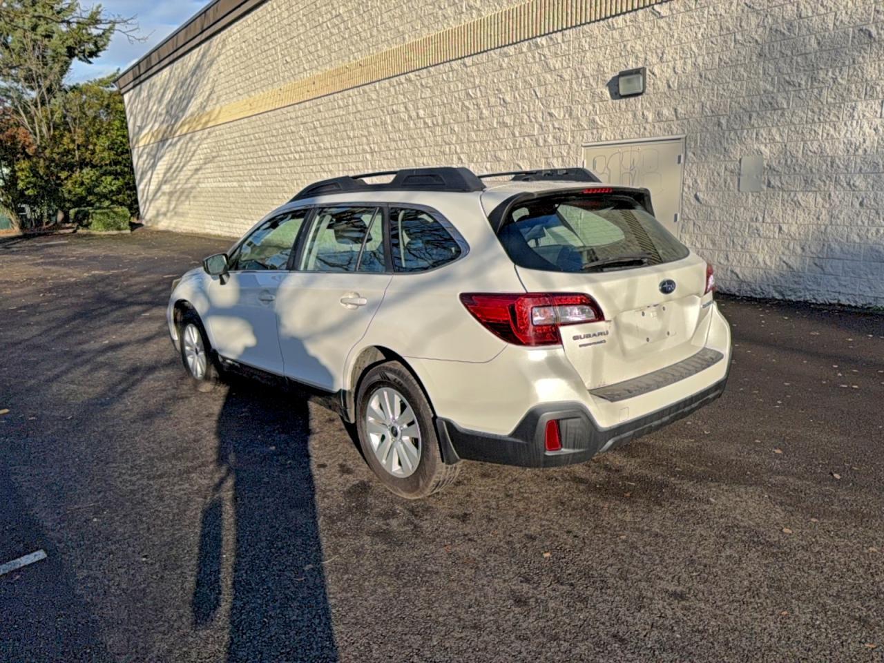 2019 Subaru Outback 2.5I - Фото 3
