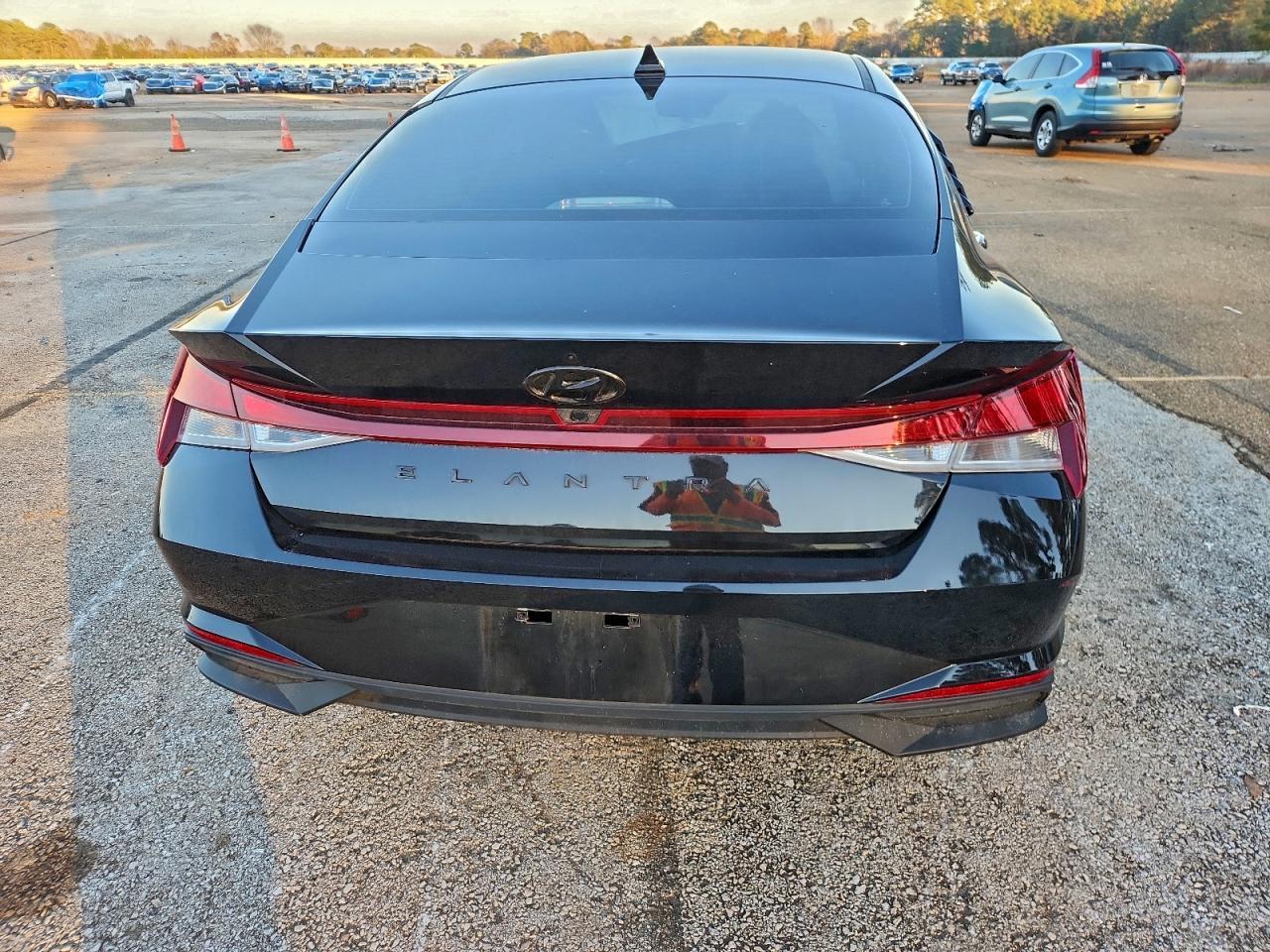 2022 Hyundai Elantra Sel - Фото 6