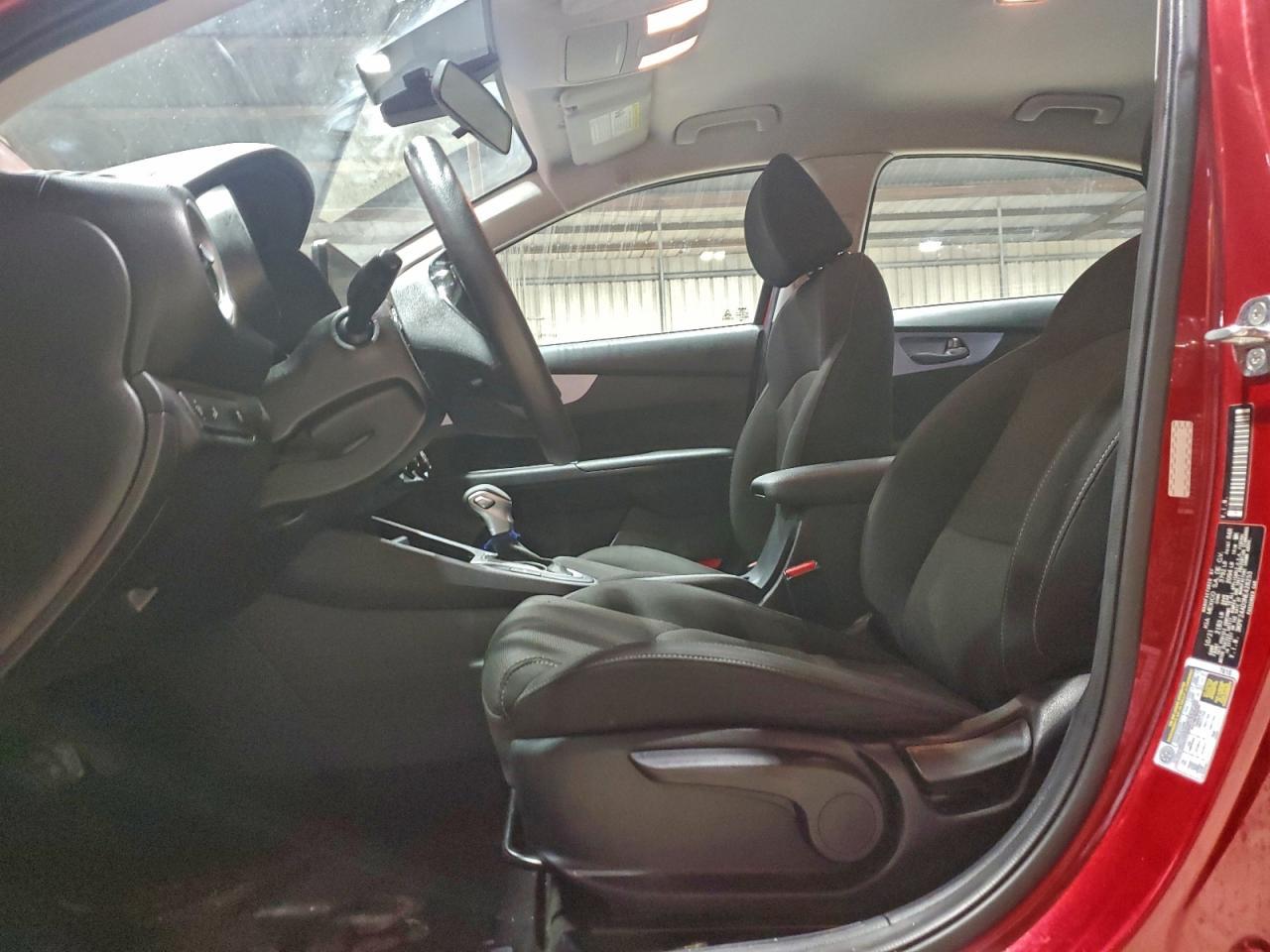 2022 Kia Forte Fe - Фото 7