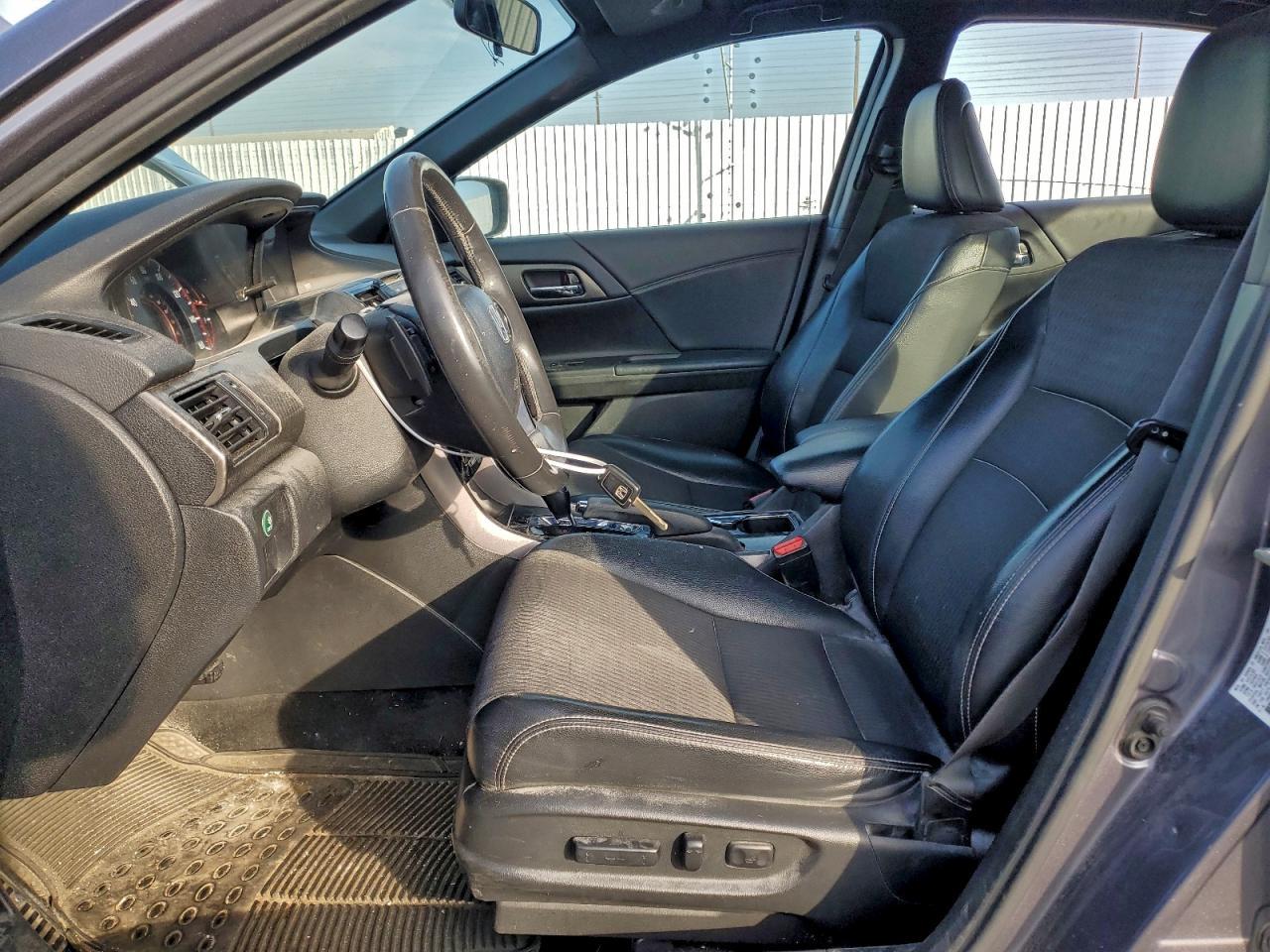 2016 Honda Accord Sport - Image 7