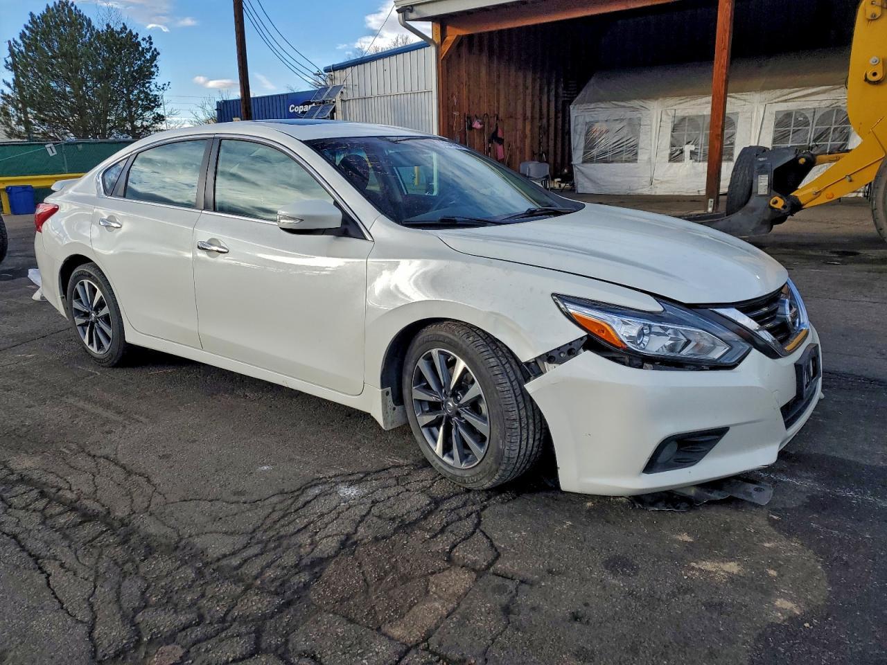 2017 Niss Altima 2.5 - Фото 4