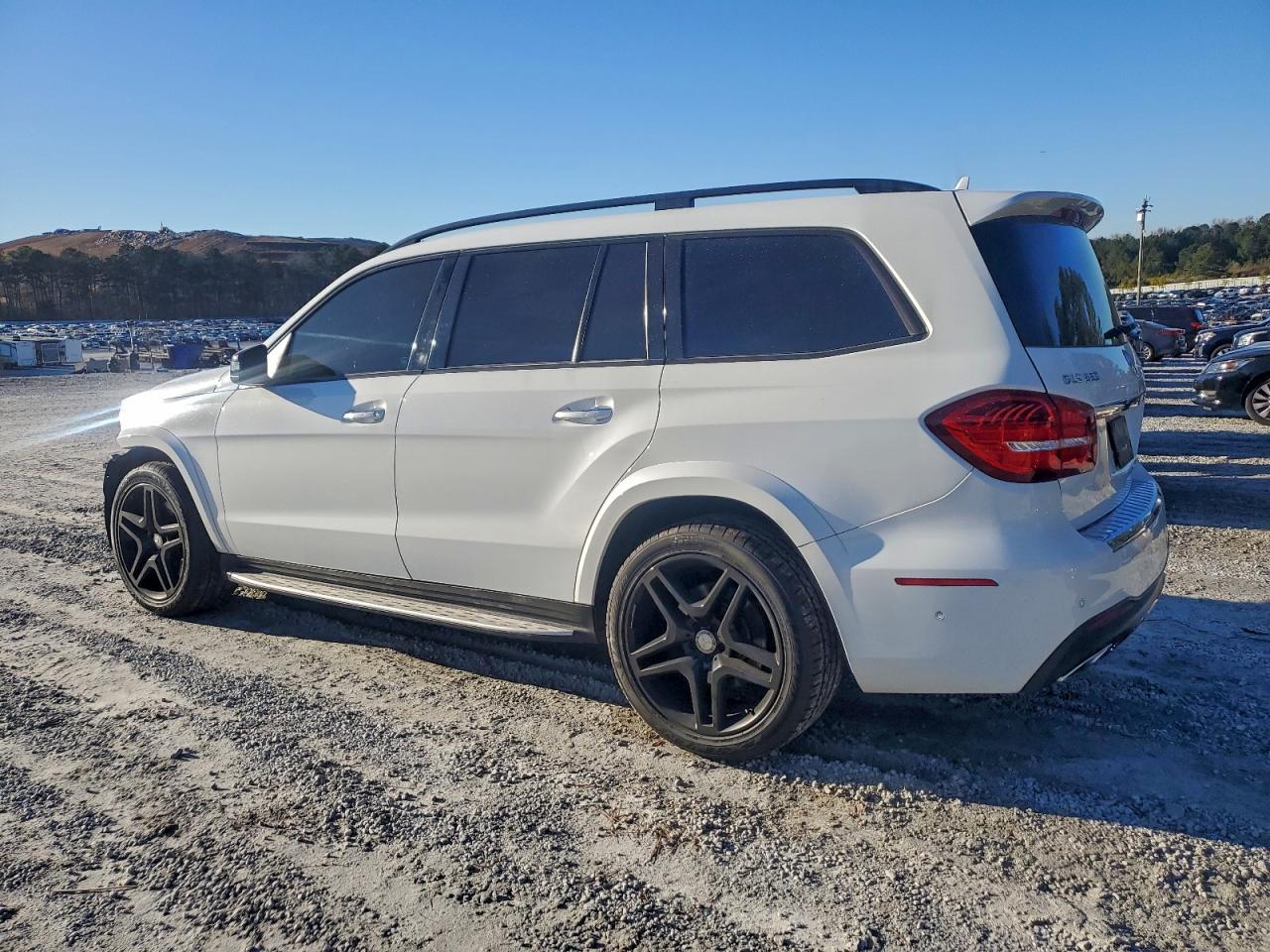 2017 Mercedes-Benz Gls 550 4Matic - Image 2