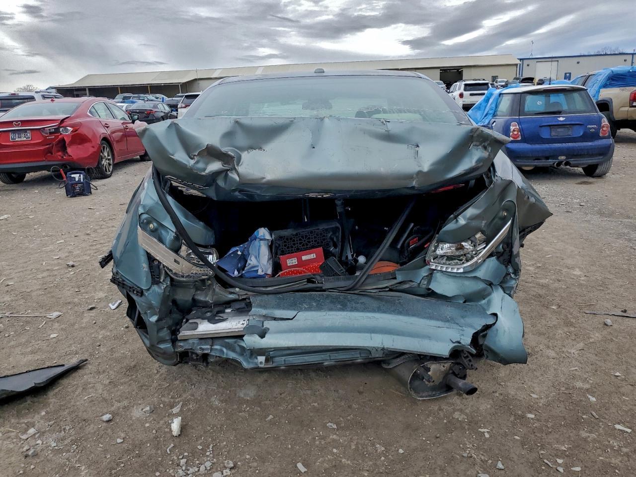 2011 Toyt Camry Base - Фото 6