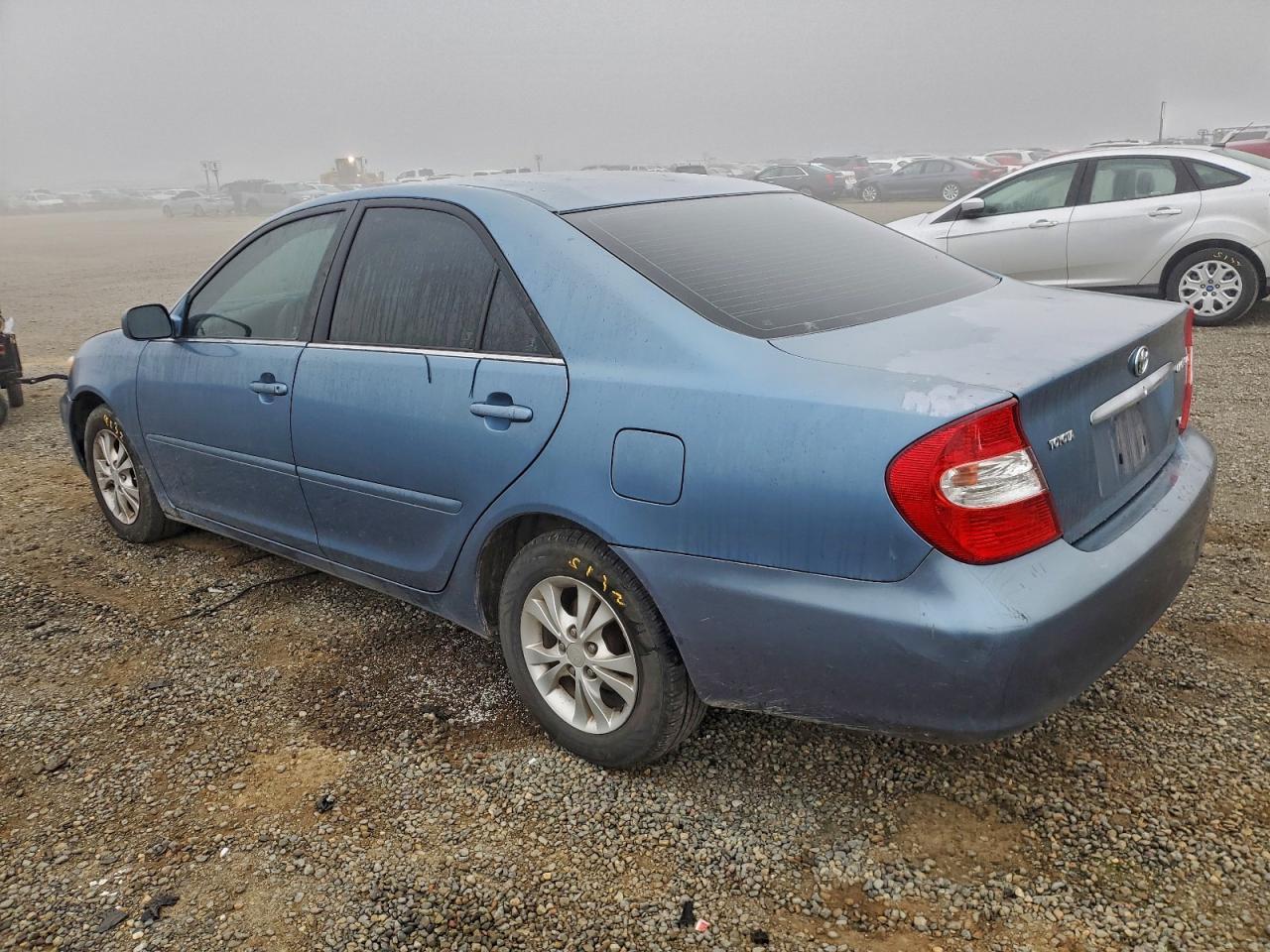 2004 Toyota Camry Le - Image 2