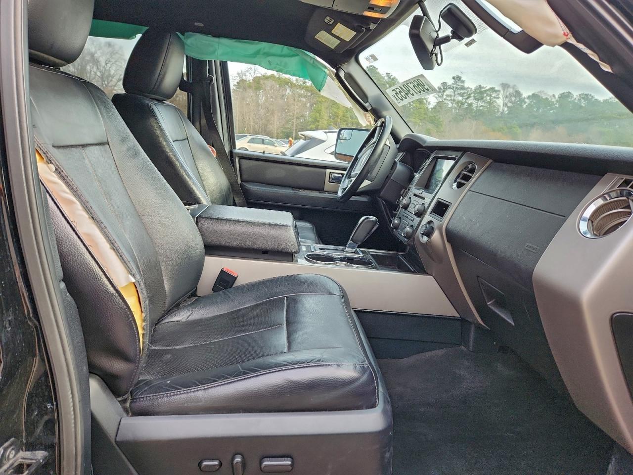 2017 Ford Expedition El Limited - Image 7