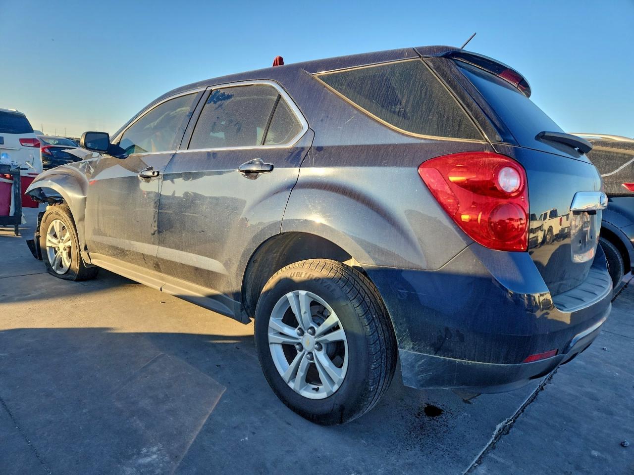 2015 Chevrolet Equinox Ls - Фото 2